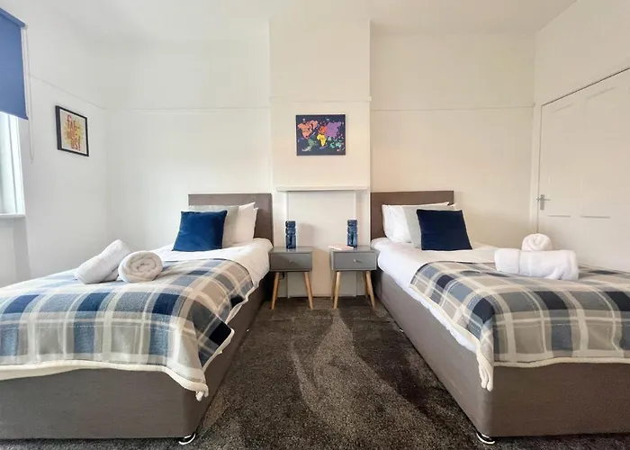 Bella House - 3 Bed House In Glasgow